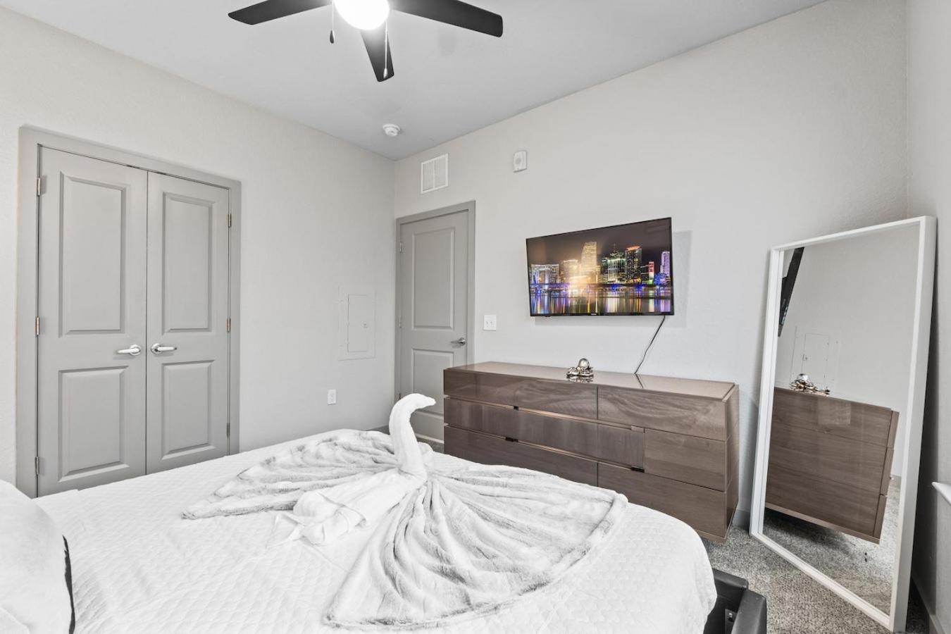 Tropicana Field 1 Bed In Downtown St Pete With Free Parking St. Petersburg Luaran gambar