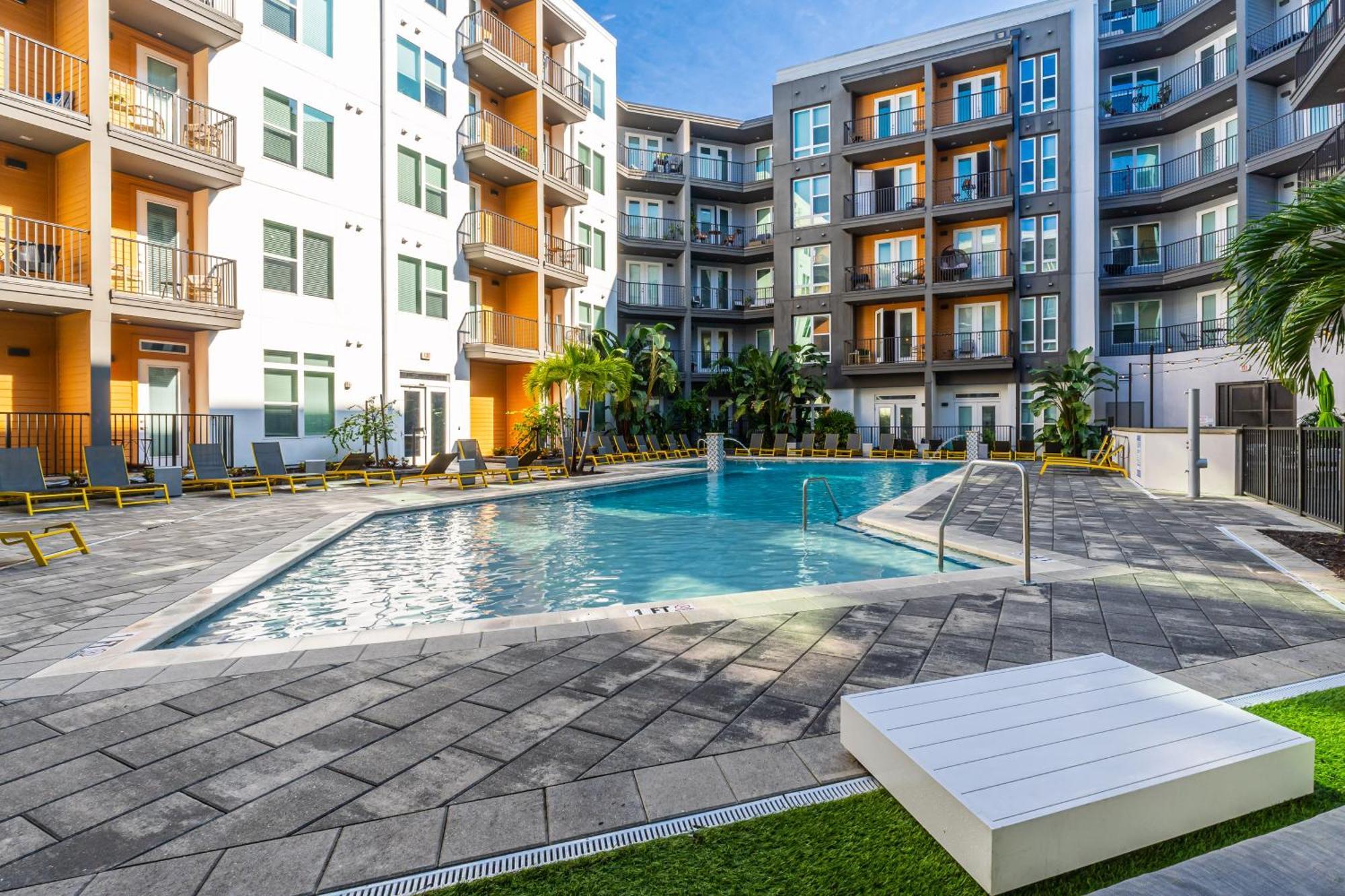 Tropicana Field 1 Bed In Downtown St Pete With Free Parking St. Petersburg Luaran gambar