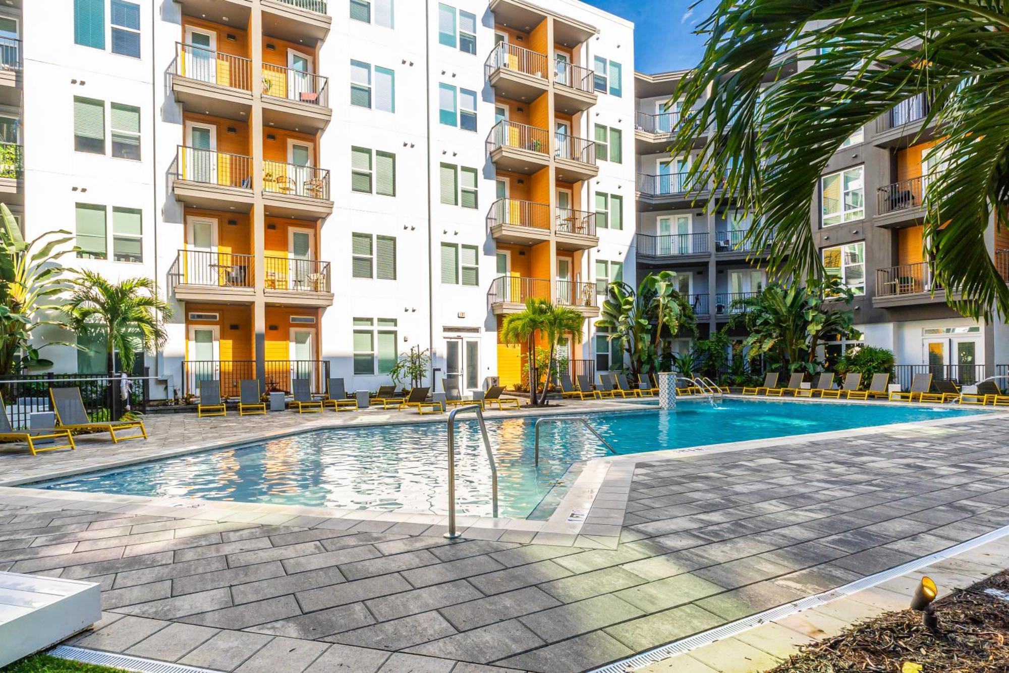 Tropicana Field 1 Bed In Downtown St Pete With Free Parking St. Petersburg Luaran gambar